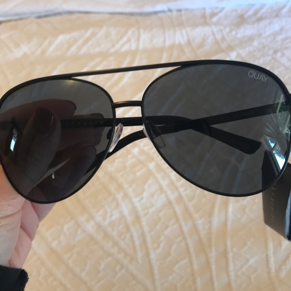Quay sunglasses - Picture 2 of 5